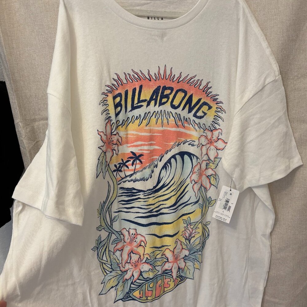 Billabong Short Sleeve Tee NWT-Kissed By The Sun Graphic T-Shirt